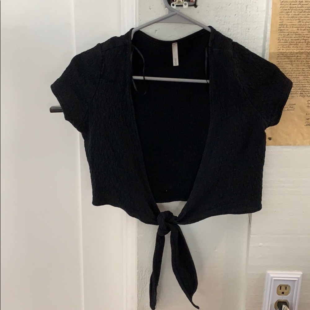 Black crop top